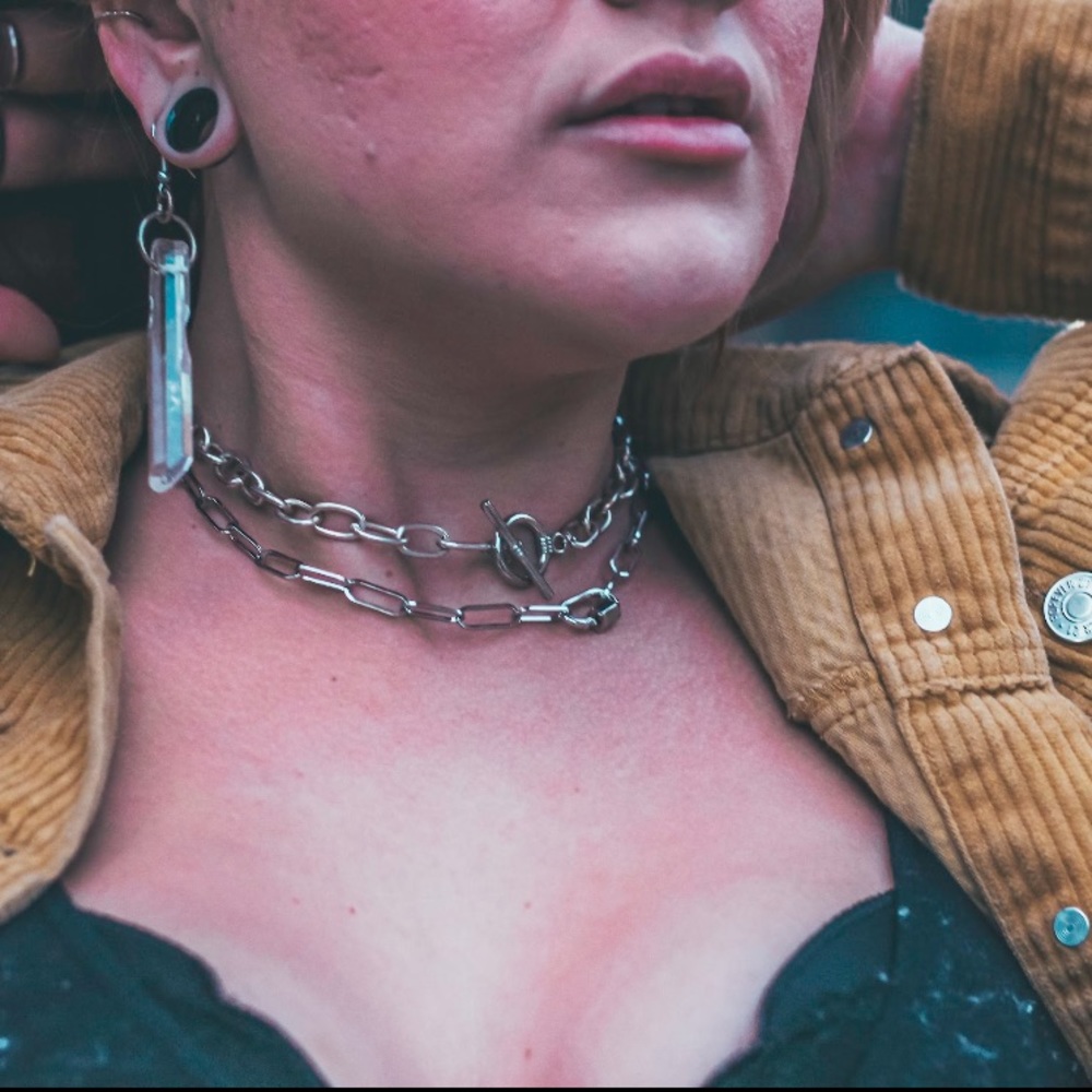 Silver Chain Toggle Necklace